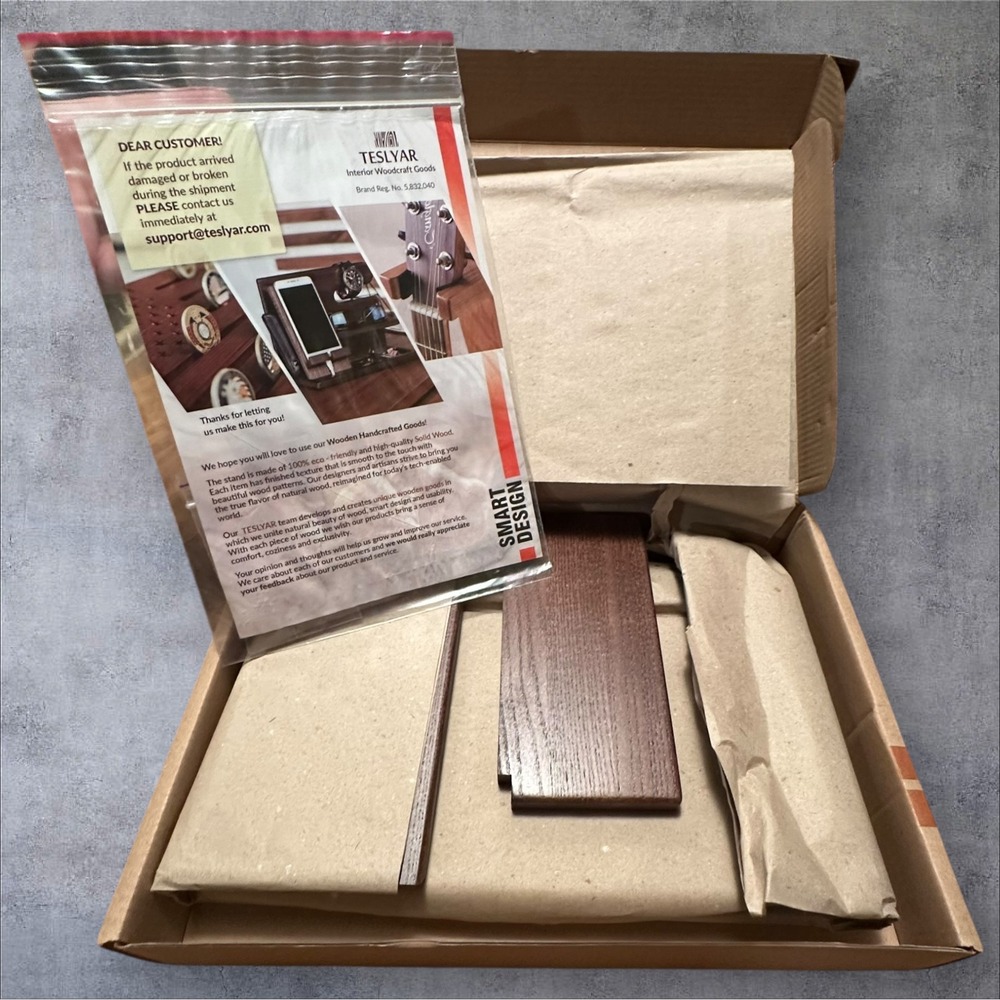WOOD PHONE DOCKING STATION Organizer TESLYAR - Open Box